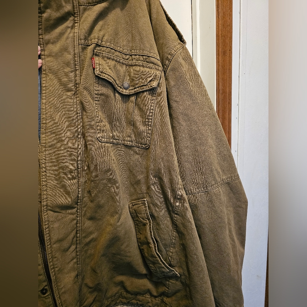 EUC Men's Levi Strauss Winter Coat - 5XL - Picture 4 of 9